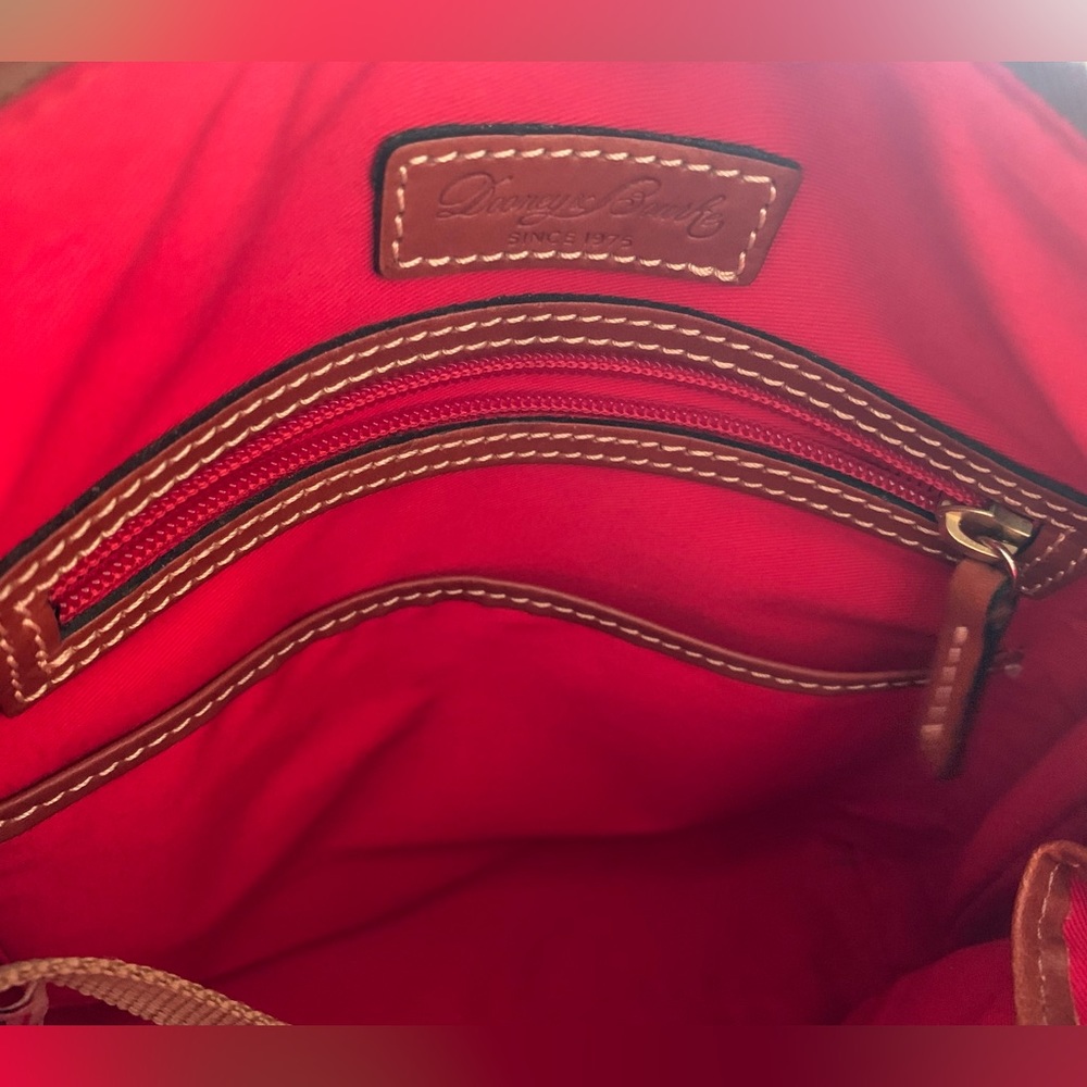 SALE Dooney and Bourke Crossbody - Picture 5 of 6